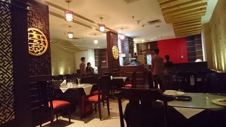 Silver Streak Restaurant Interior